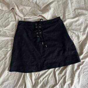 Abercrombie & Fitch 90’s Vibes Suede Mini Skirt